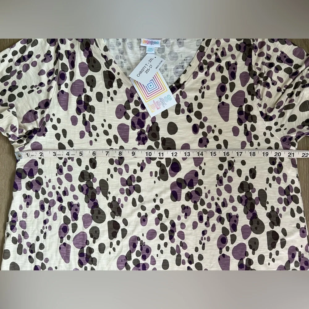 LULAROE Christy T Top NWT - Picture 4 of 8